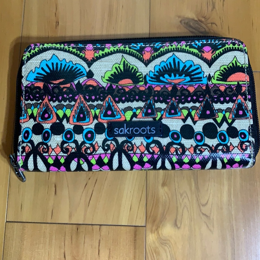 Sakroots wallet
